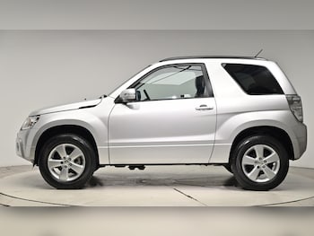 Used Suzuki Grand Vitara 2011 for sale - 76752653: Photo