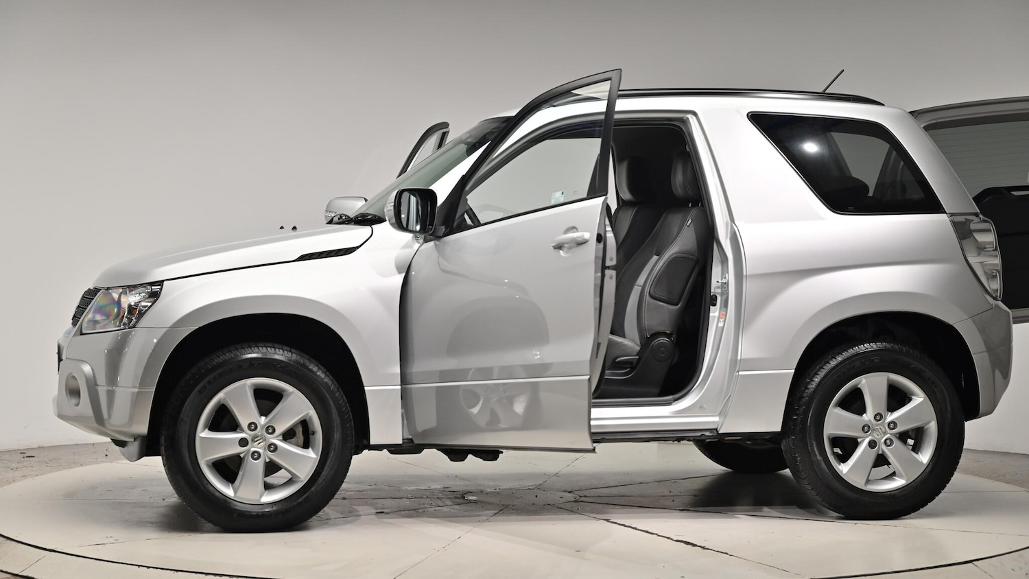 Used Suzuki Grand Vitara 2011 for sale - 76752653: Photo 55