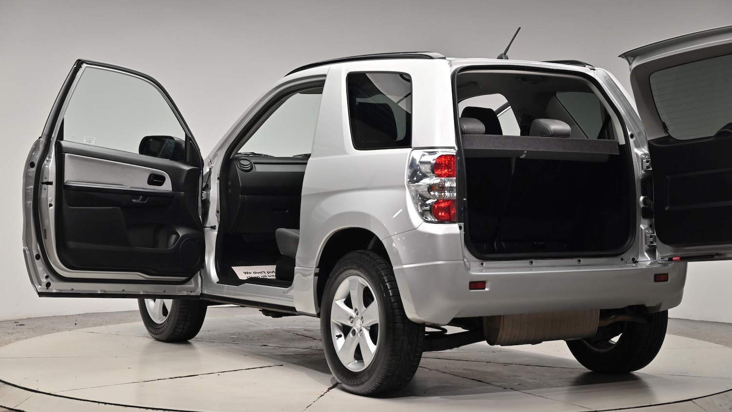 Used Suzuki Grand Vitara 2011 for sale - 76752653: Photo 62