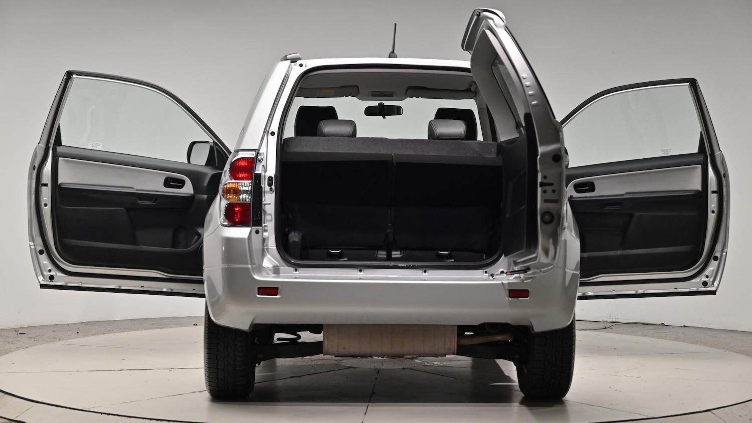 Used Suzuki Grand Vitara 2011 for sale - 76752653: Photo 65