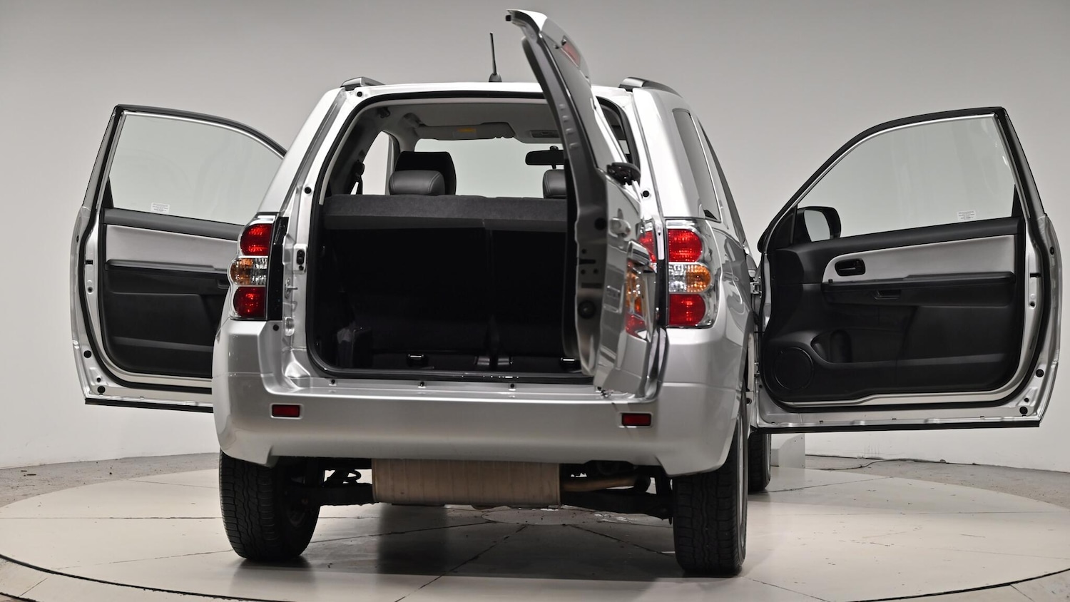 Used Suzuki Grand Vitara 2011 for sale - 76752653: Photo 66