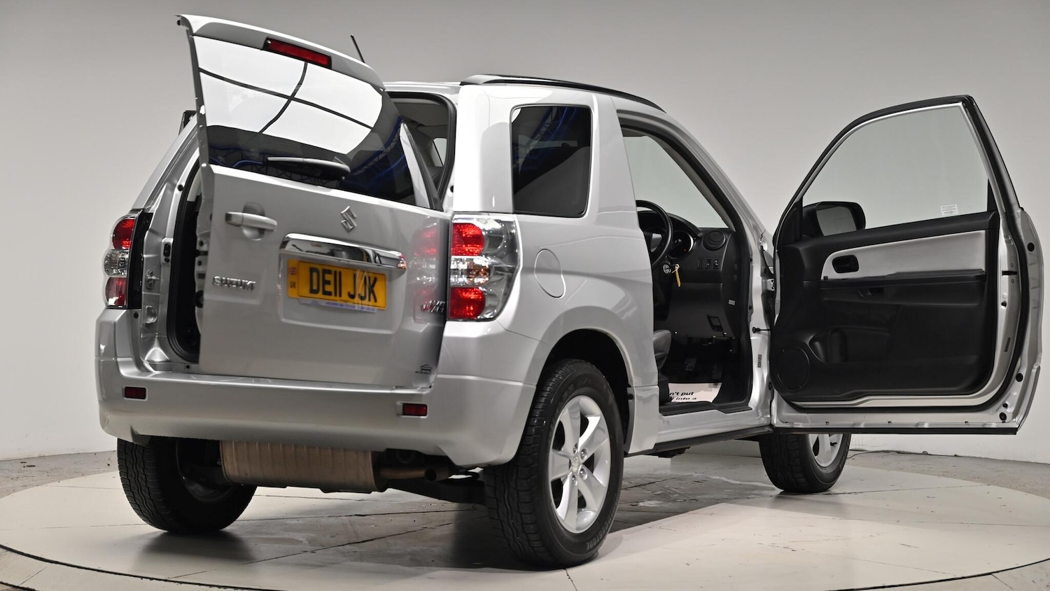 Used Suzuki Grand Vitara 2011 for sale - 76752653: Photo 68