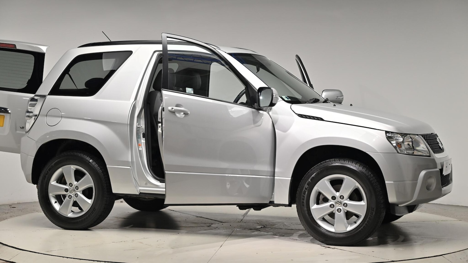 Used Suzuki Grand Vitara 2011 for sale - 76752653: Photo 76