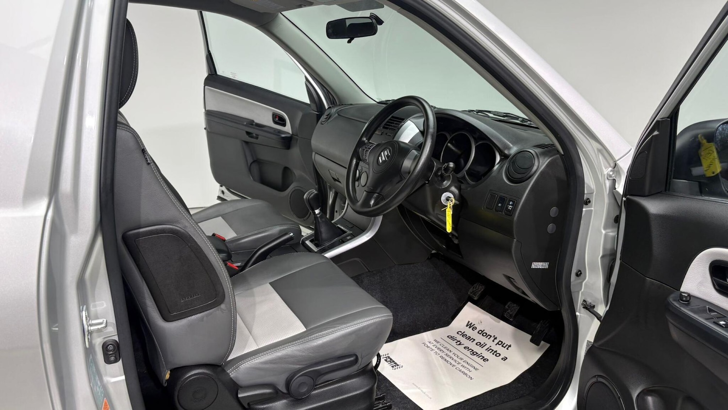 Used Suzuki Grand Vitara 2011 for sale - 76752653: Photo 79