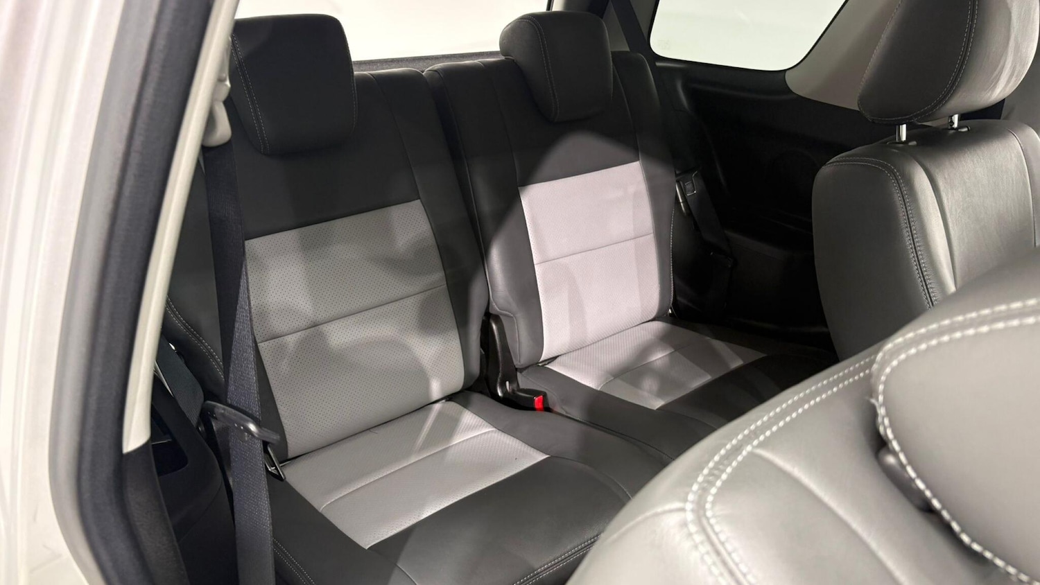 Used Suzuki Grand Vitara 2011 for sale - 76752653: Photo 83