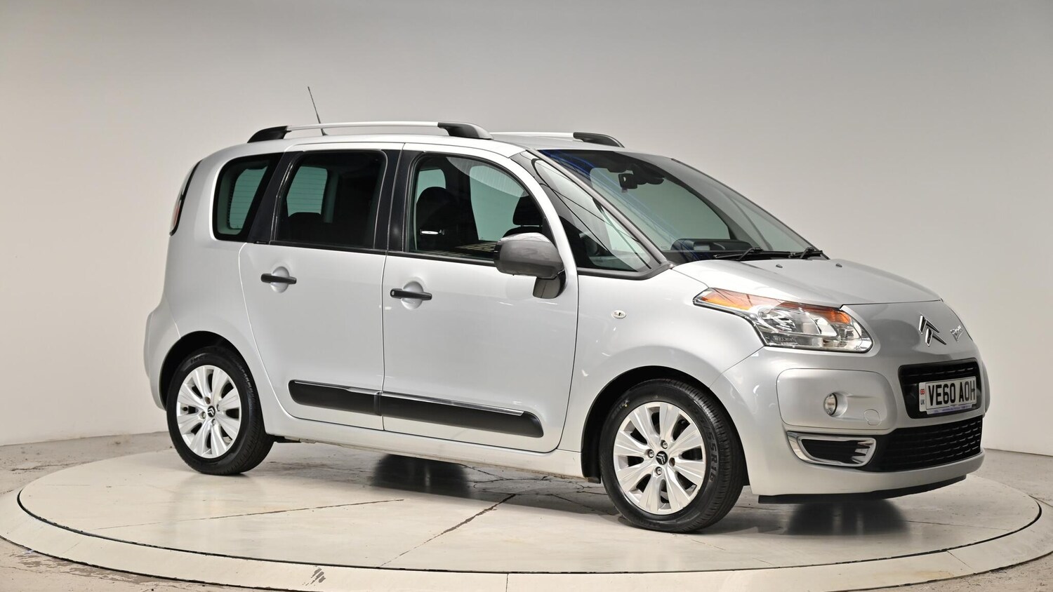 Vehicle 42