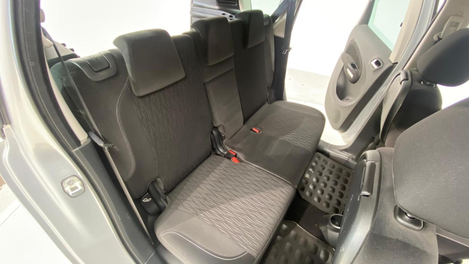 Vehicle 85