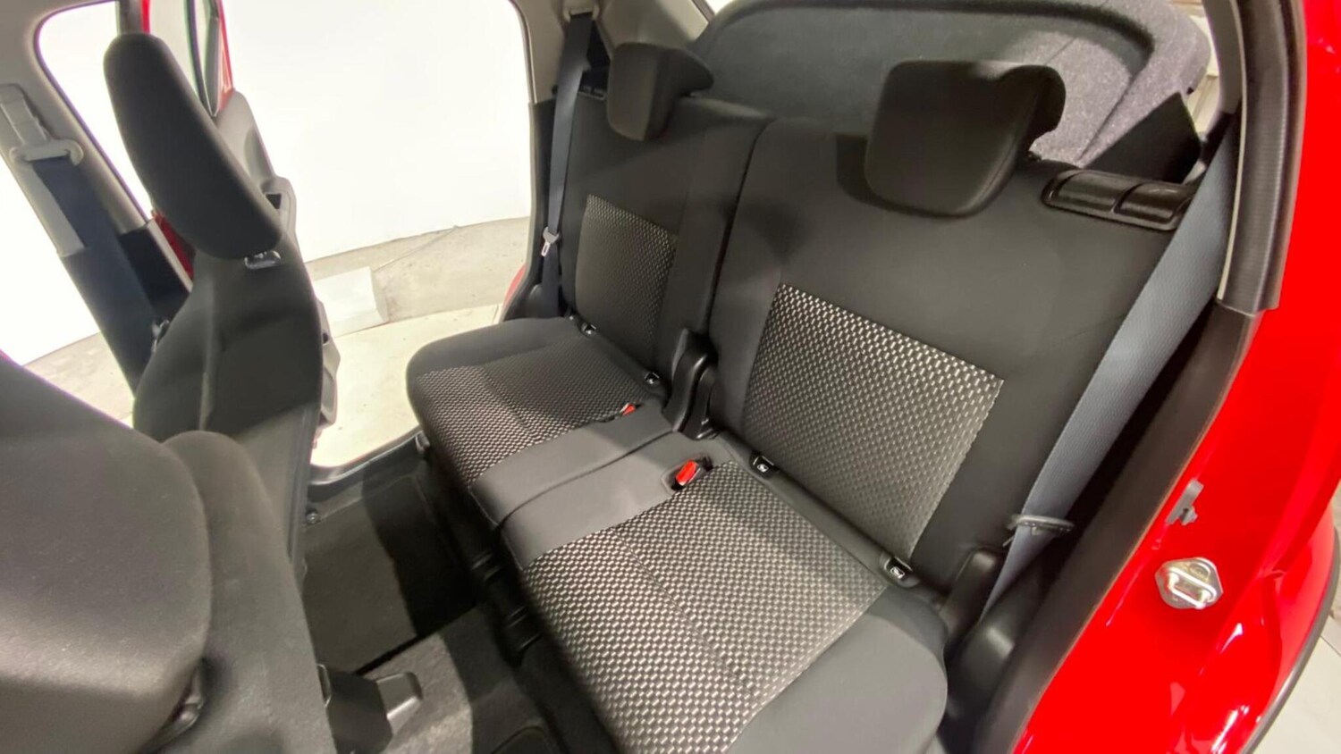 Used Suzuki Ignis 2020 for sale - 76991784: Photo 84