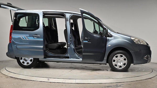 Used Peugeot Partner Tepee 2012 for sale - 76269801: Photo 75