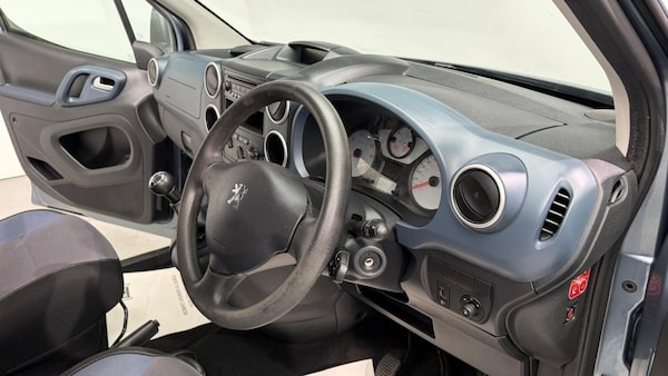 Used Peugeot Partner Tepee 2012 for sale - 76269801: Photo 79