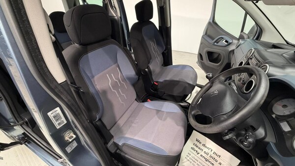 Used Peugeot Partner Tepee 2012 for sale - 76269801: Photo 82
