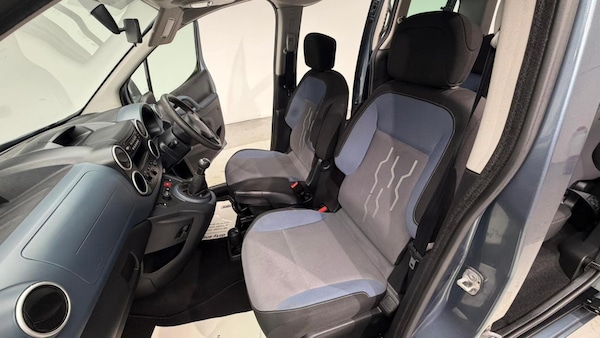 Used Peugeot Partner Tepee 2012 for sale - 76269801: Photo 83