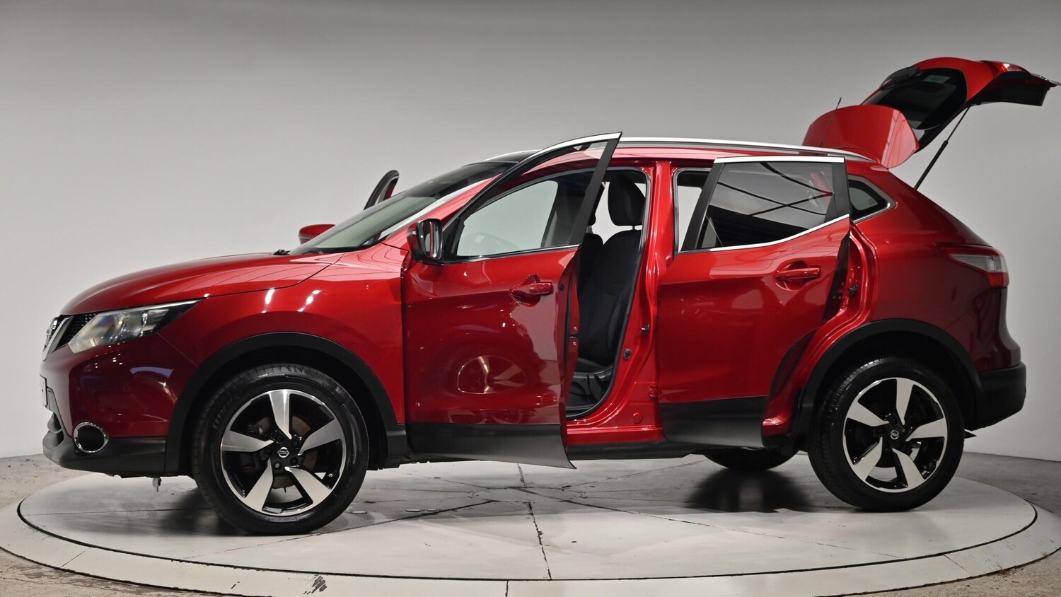 Used Nissan Qashqai 2015 for sale - 76801866: Photo 55