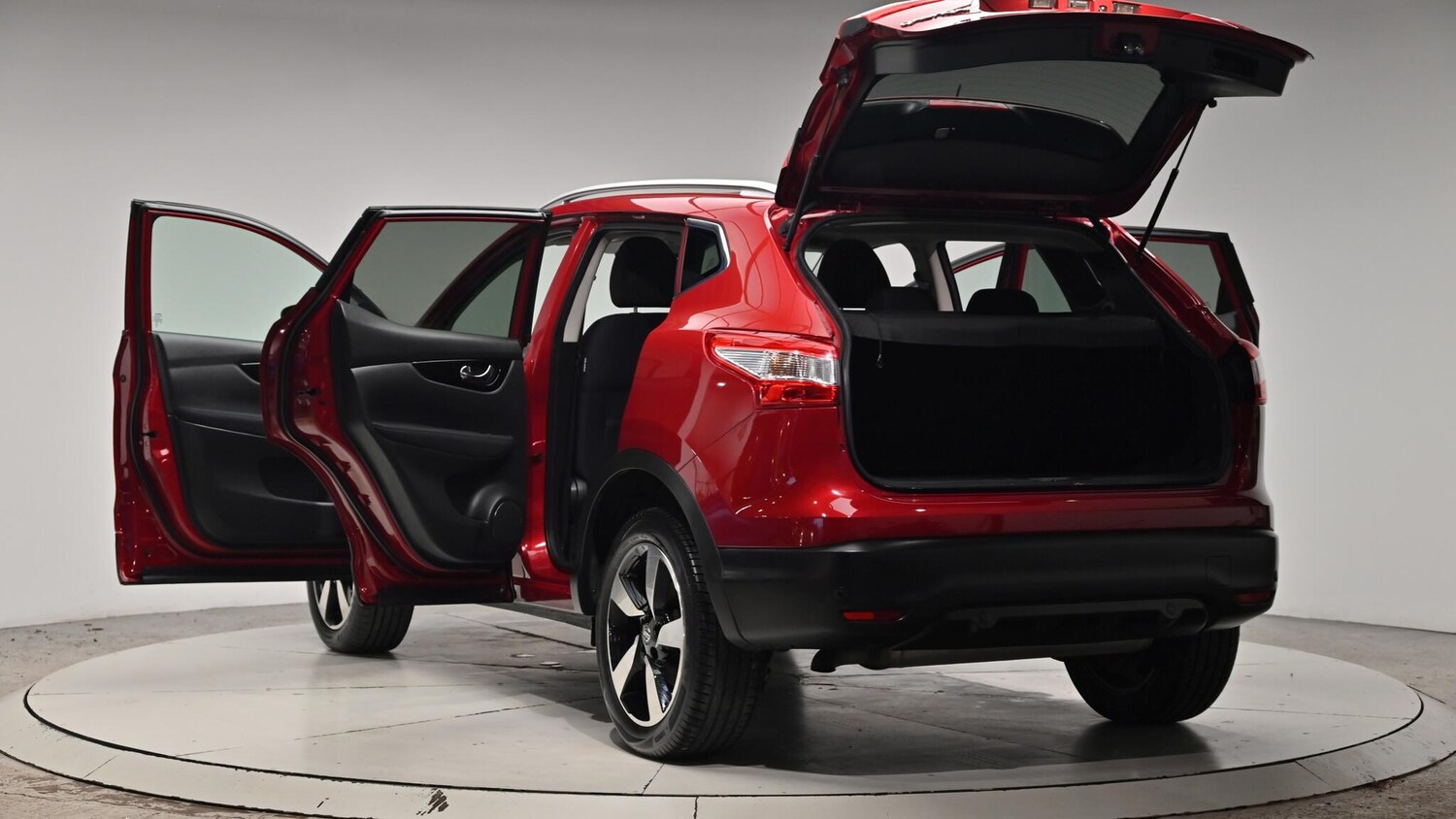 Used Nissan Qashqai 2015 for sale - 76801866: Photo 63