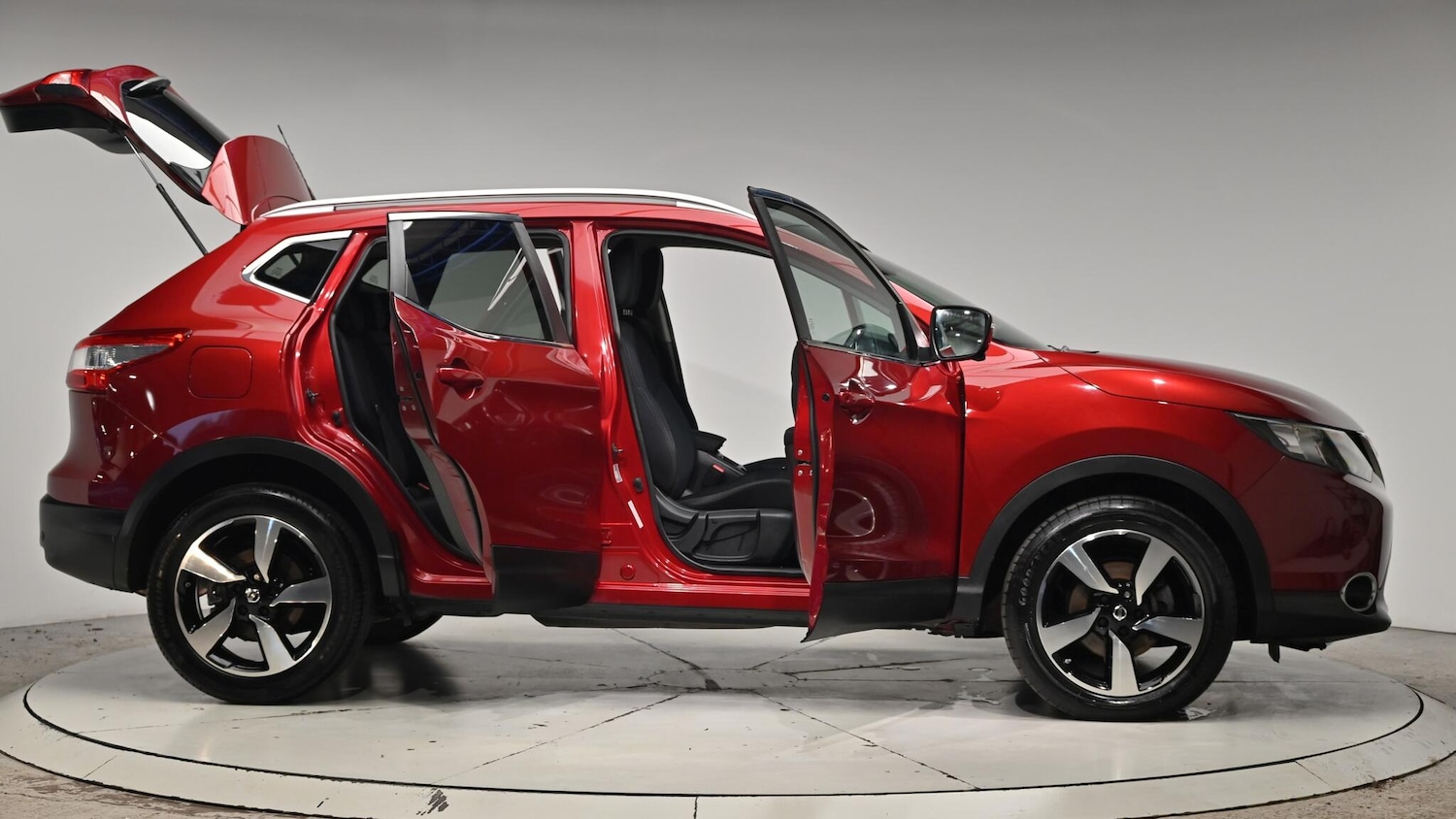 Used Nissan Qashqai 2015 for sale - 76801866: Photo 75