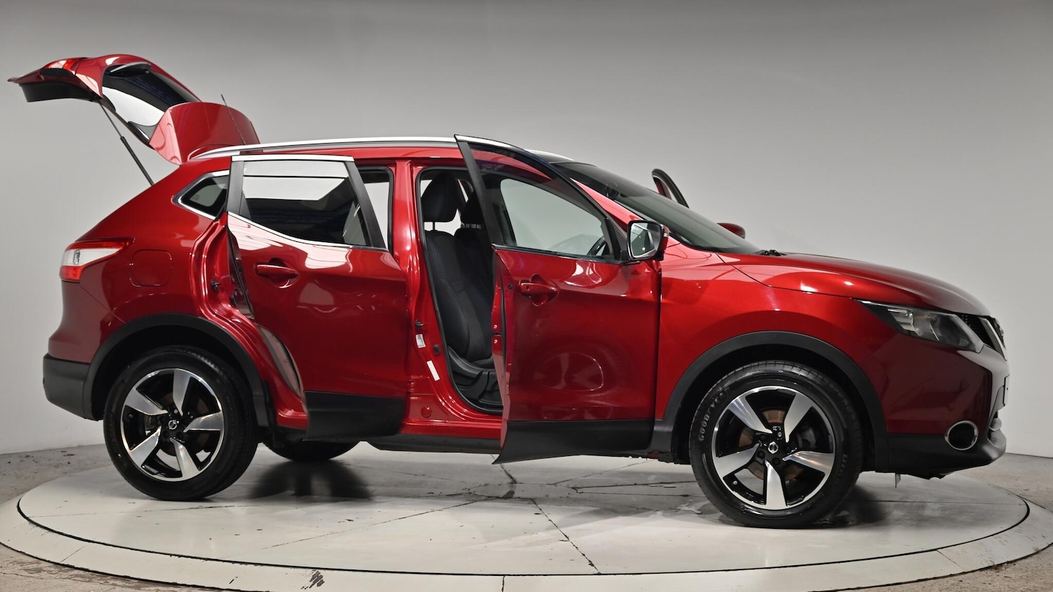 Used Nissan Qashqai 2015 for sale - 76801866: Photo 76