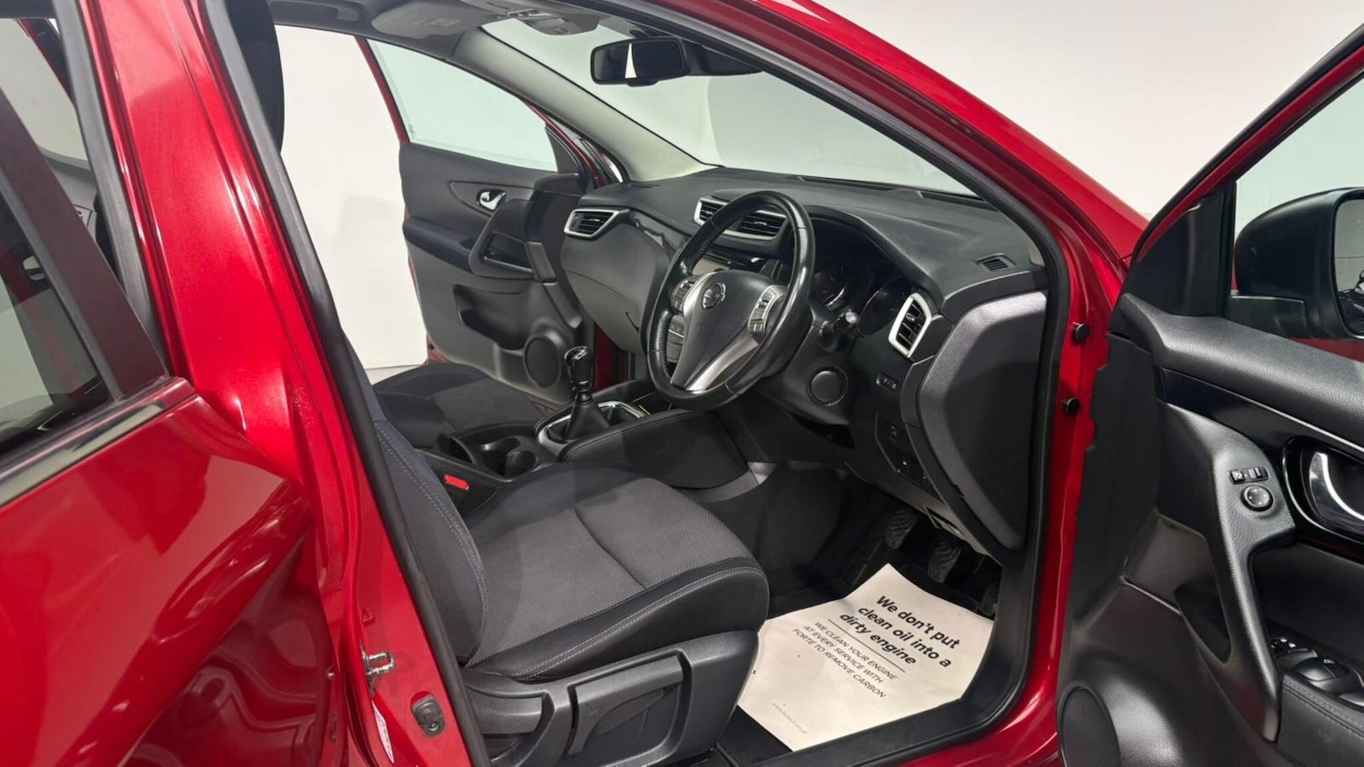 Used Nissan Qashqai 2015 for sale - 76801866: Photo 79