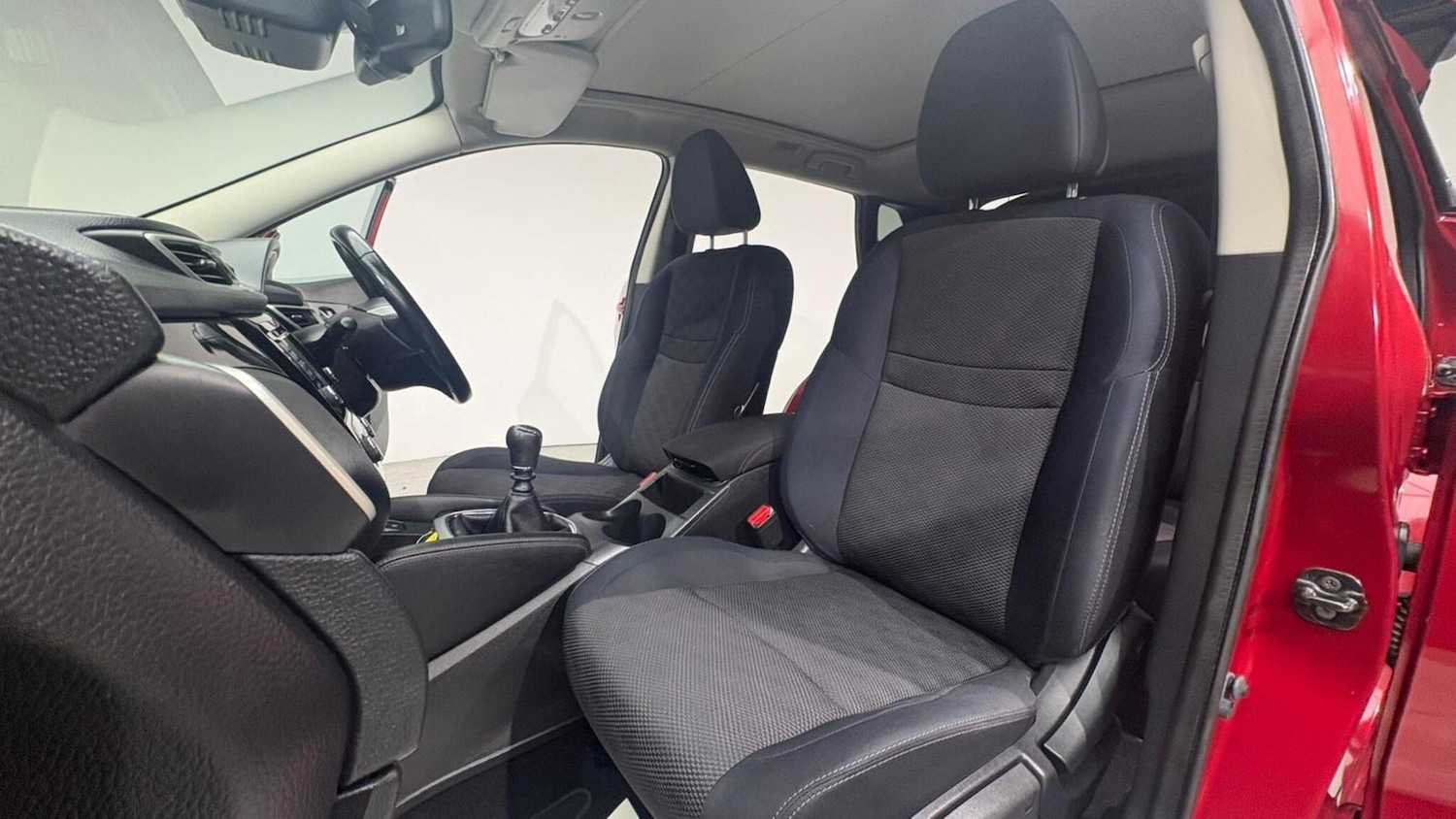 Used Nissan Qashqai 2015 for sale - 76801866: Photo 84