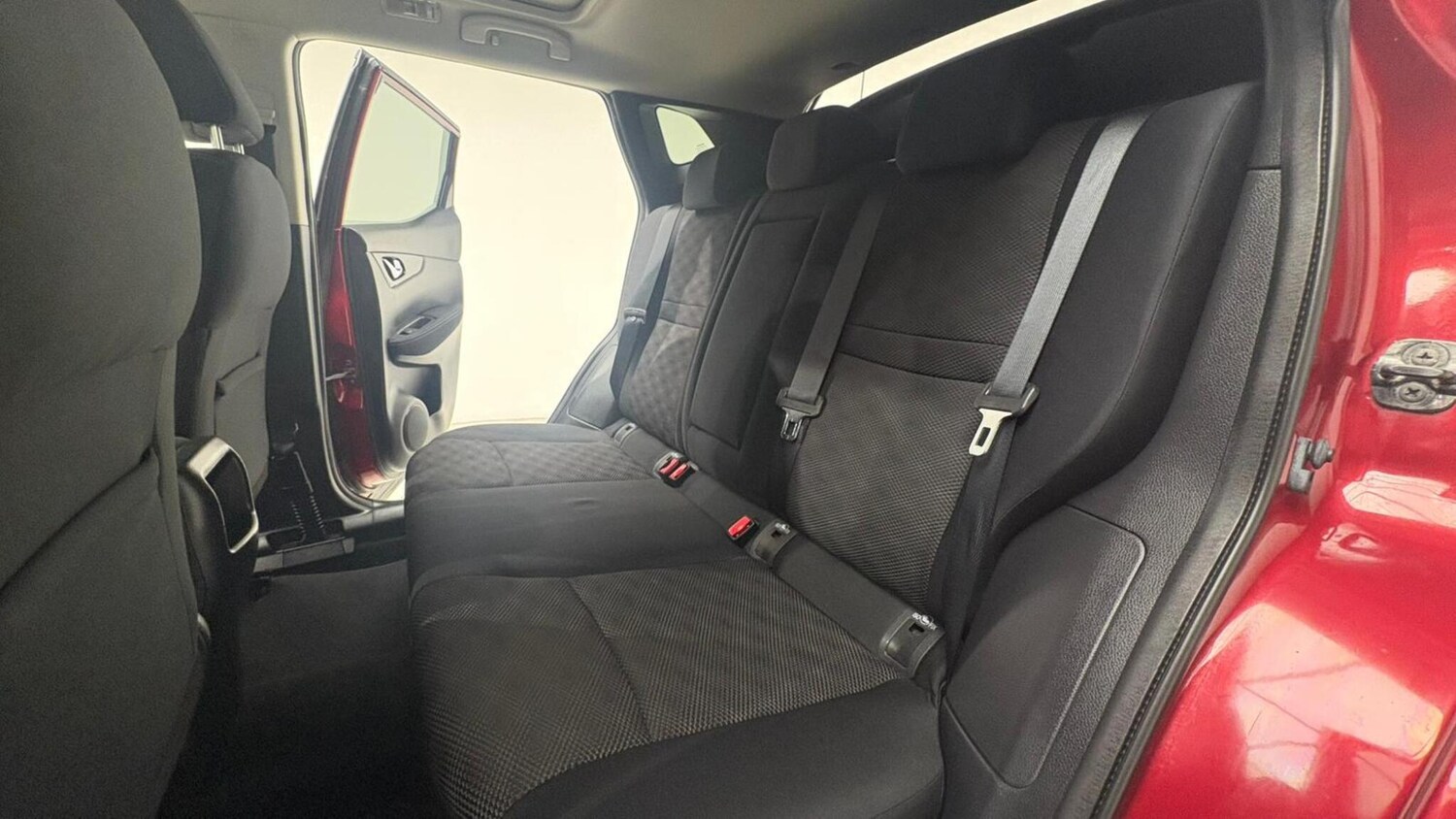 Used Nissan Qashqai 2015 for sale - 76801866: Photo 85