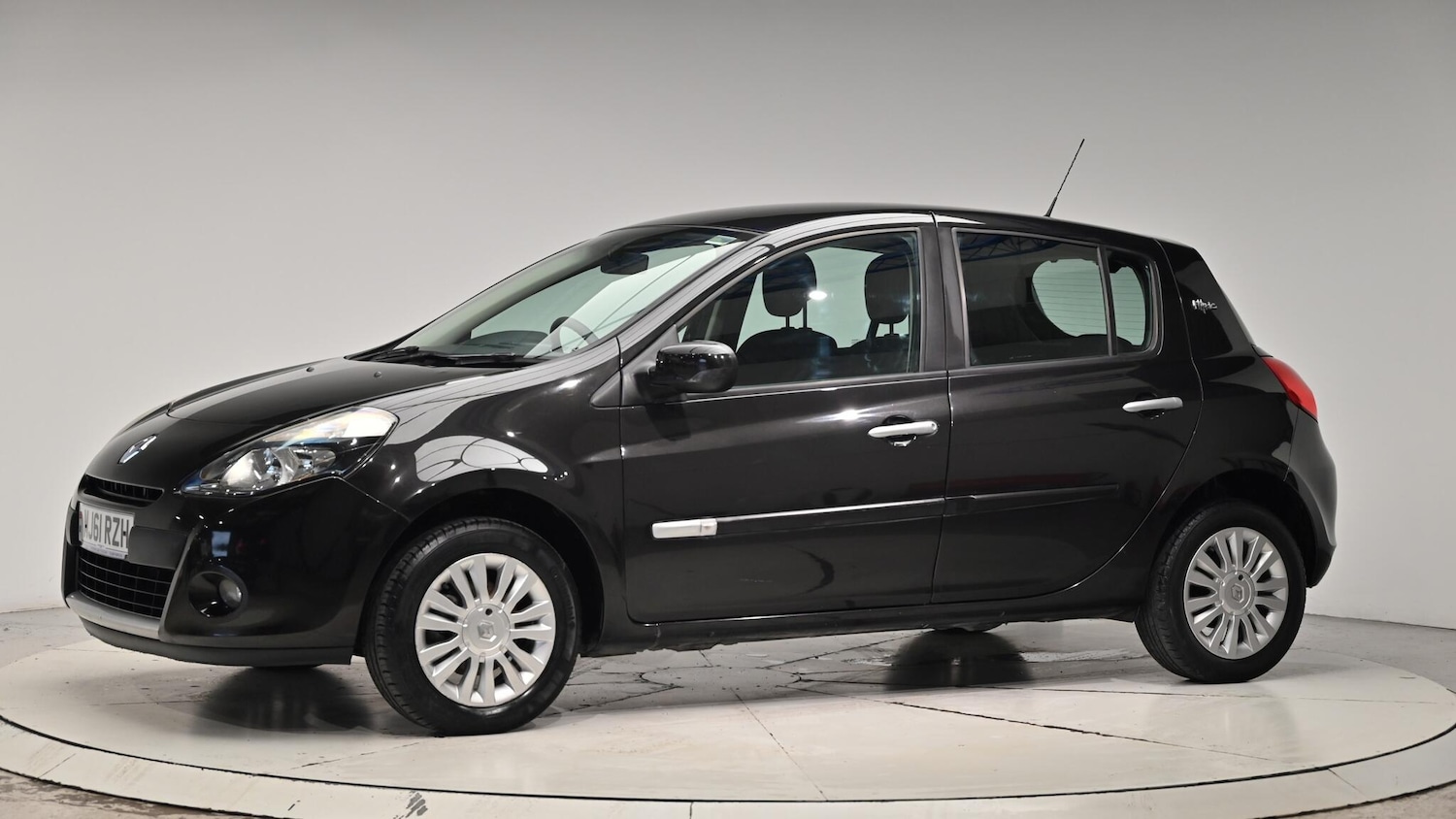 Used Renault Clio 2011 for sale - 76561851: Photo 17