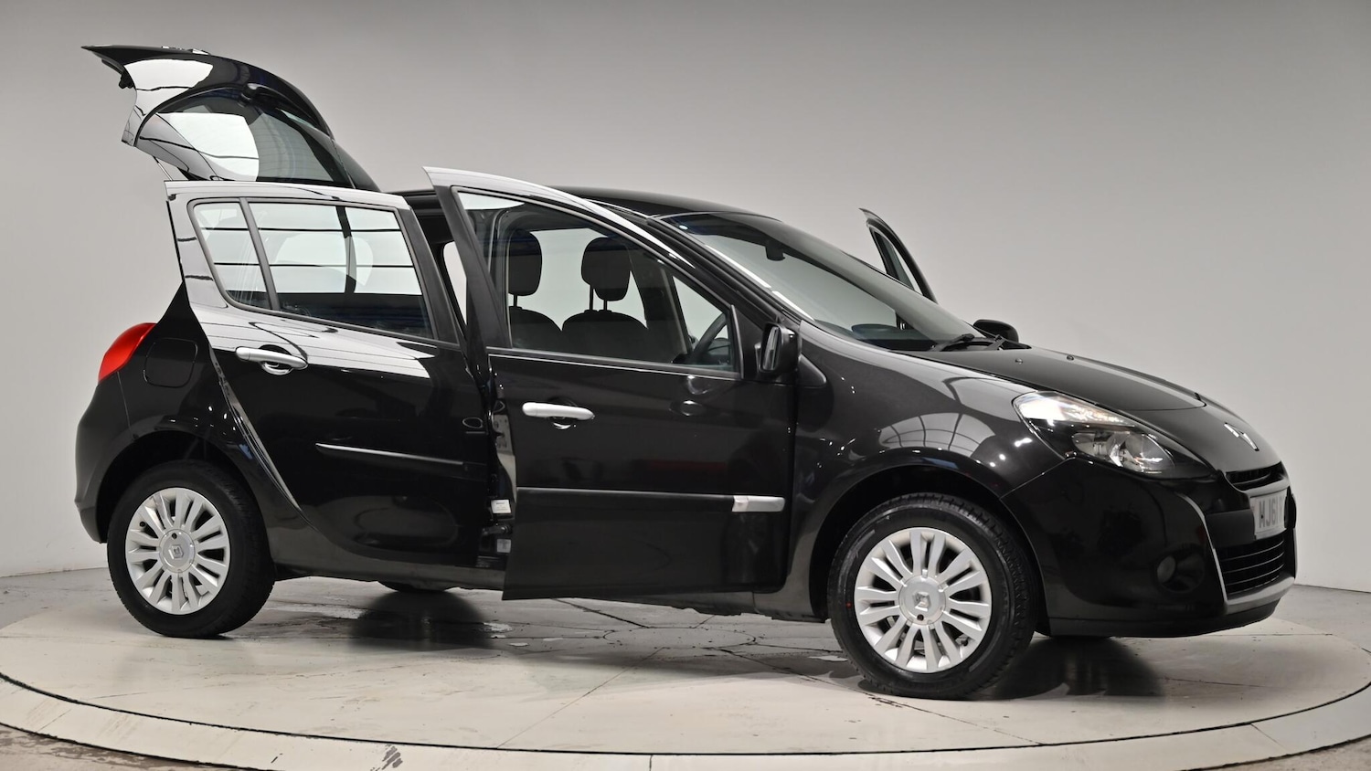 Used Renault Clio 2011 for sale - 76561851: Photo 76