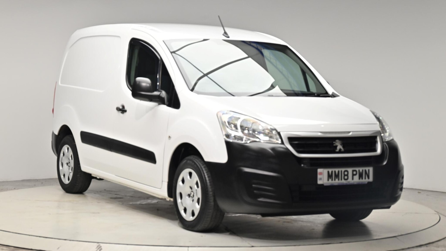 Used Peugeot Partner 2018 for sale - 76349757: Photo 1
