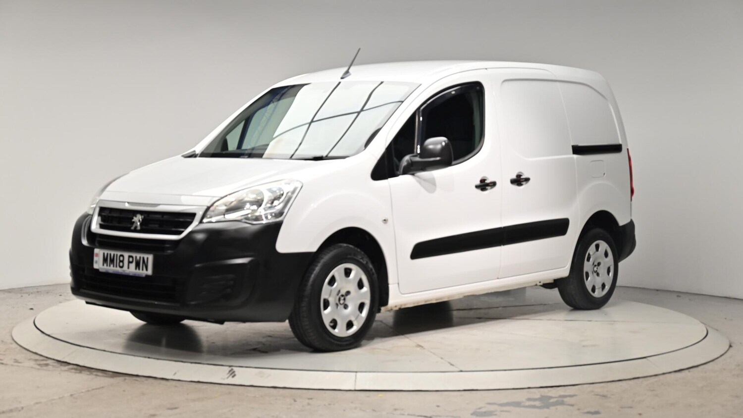 Used Peugeot Partner 2018 for sale - 76349757: Photo 15