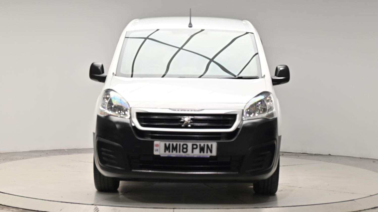 Used Peugeot Partner 2018 for sale - 76349757: Photo 2