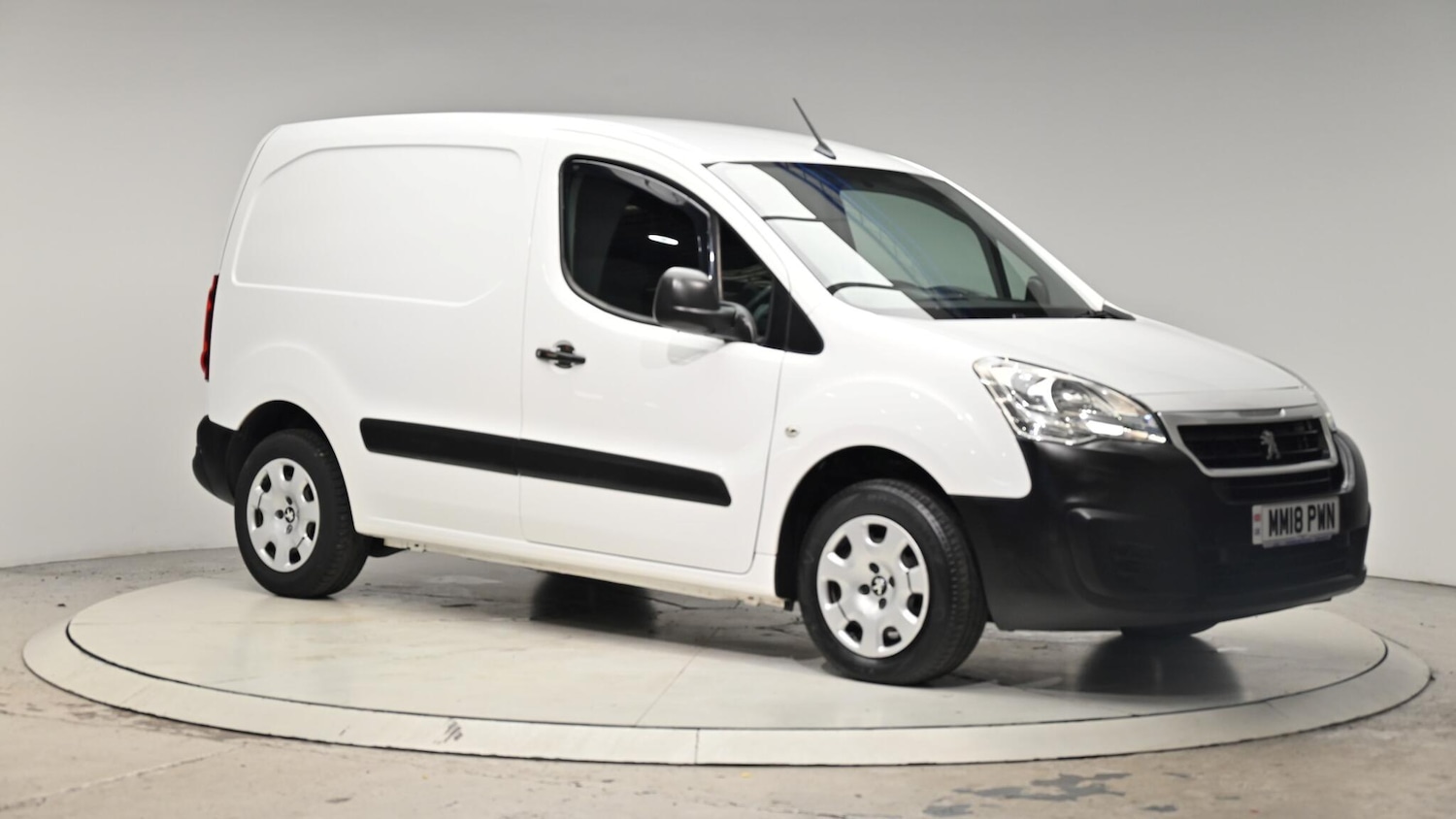 Used Peugeot Partner 2018 for sale - 76349757: Photo 42