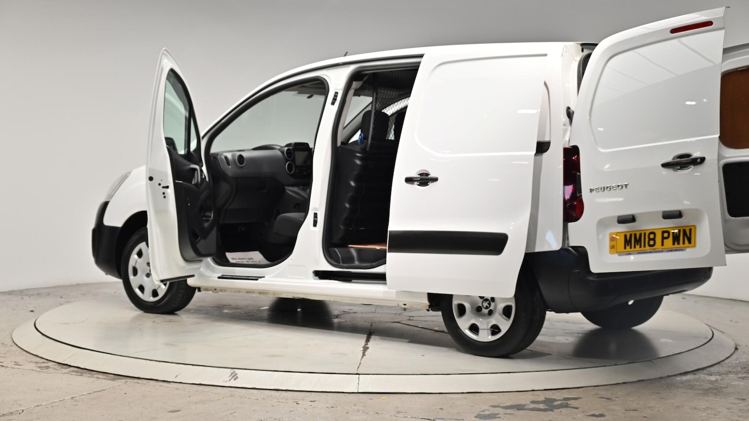 Used Peugeot Partner 2018 for sale - 76349757: Photo 60