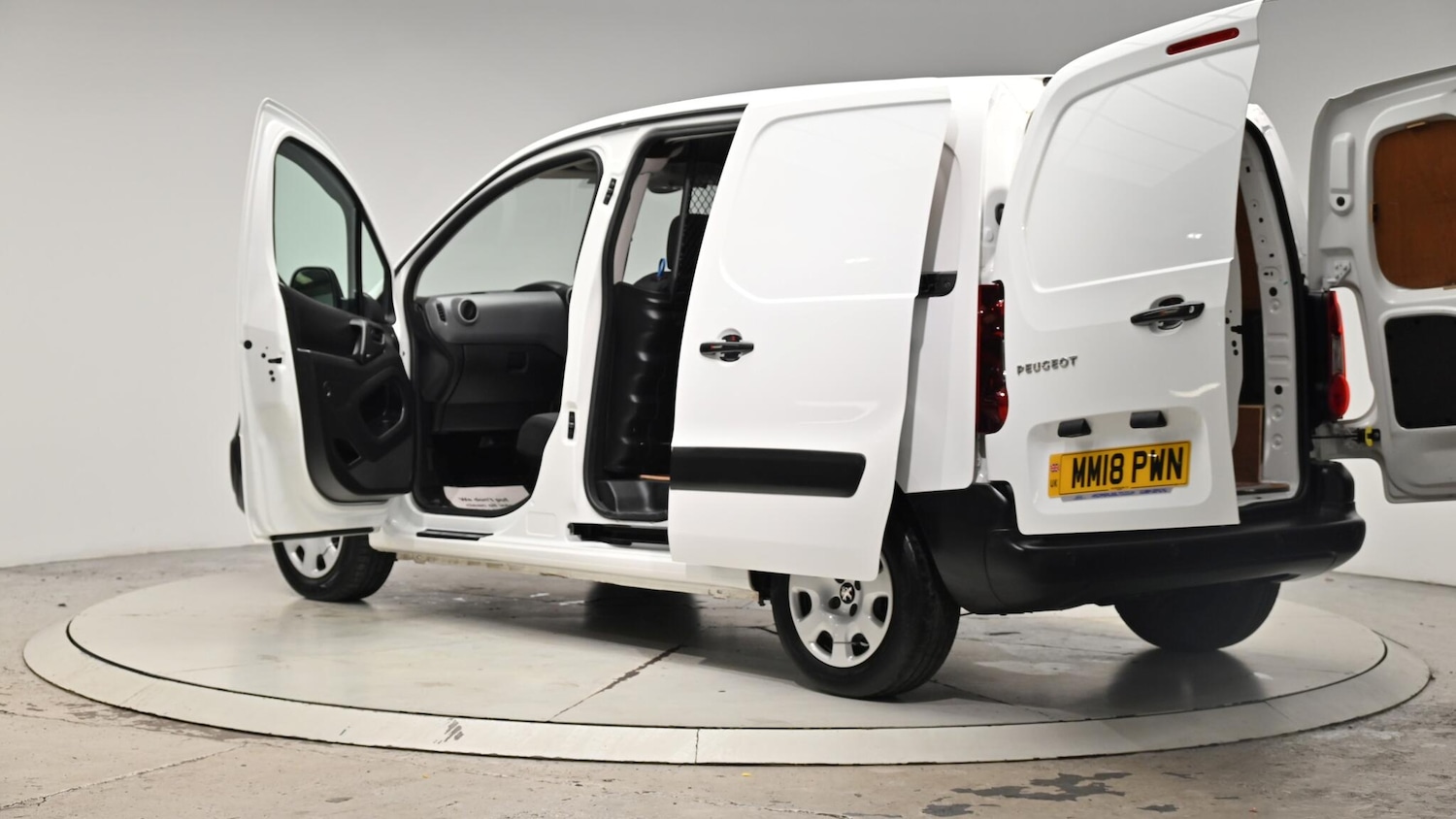 Used Peugeot Partner 2018 for sale - 76349757: Photo 61