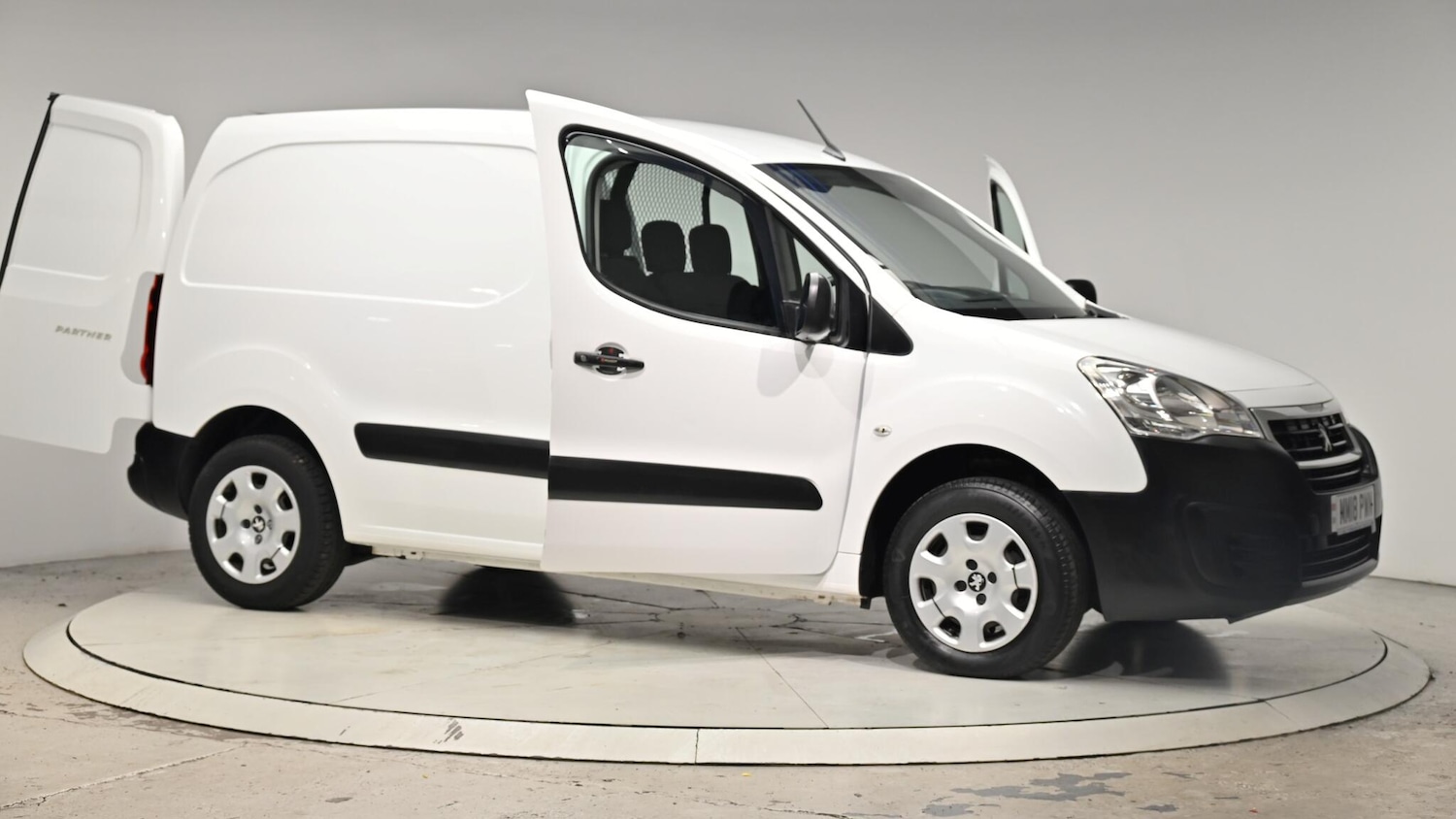 Used Peugeot Partner 2018 for sale - 76349757: Photo 77