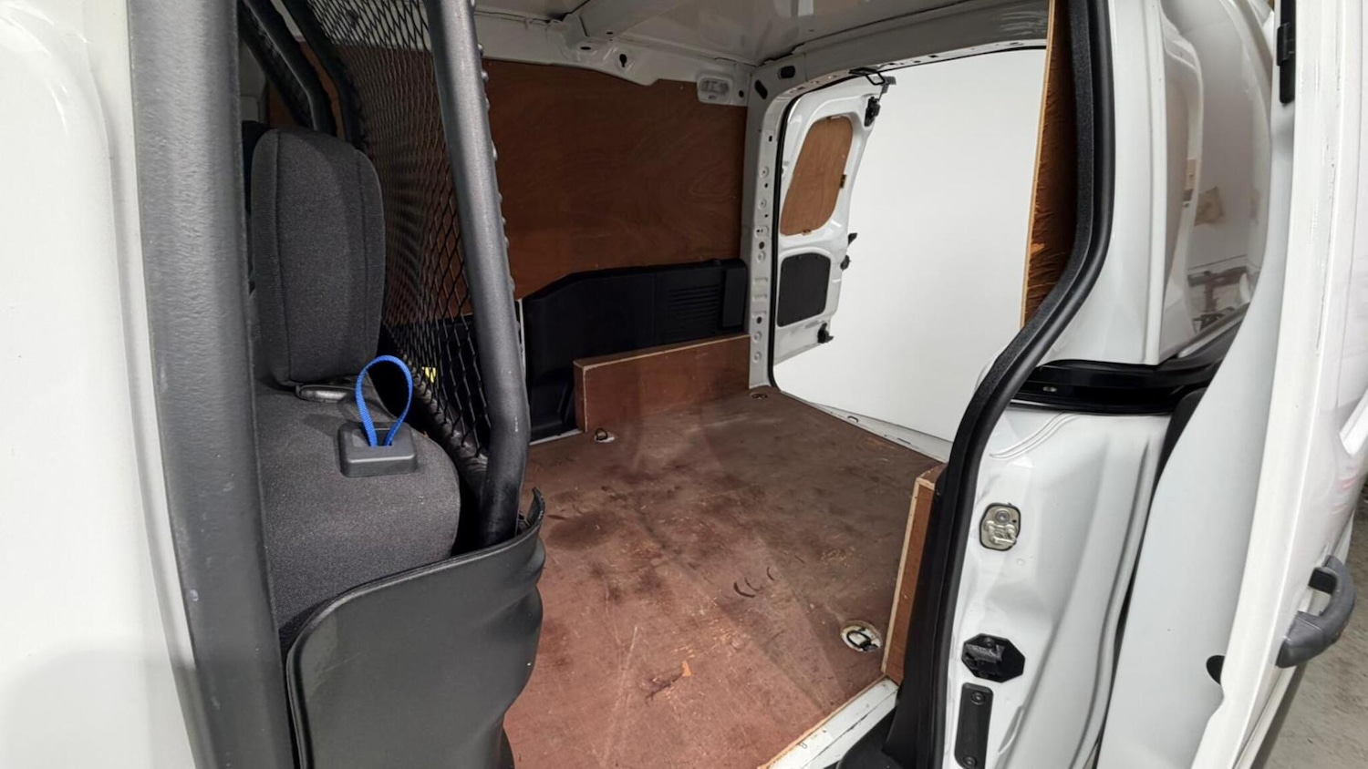 Used Peugeot Partner 2018 for sale - 76349757: Photo 84