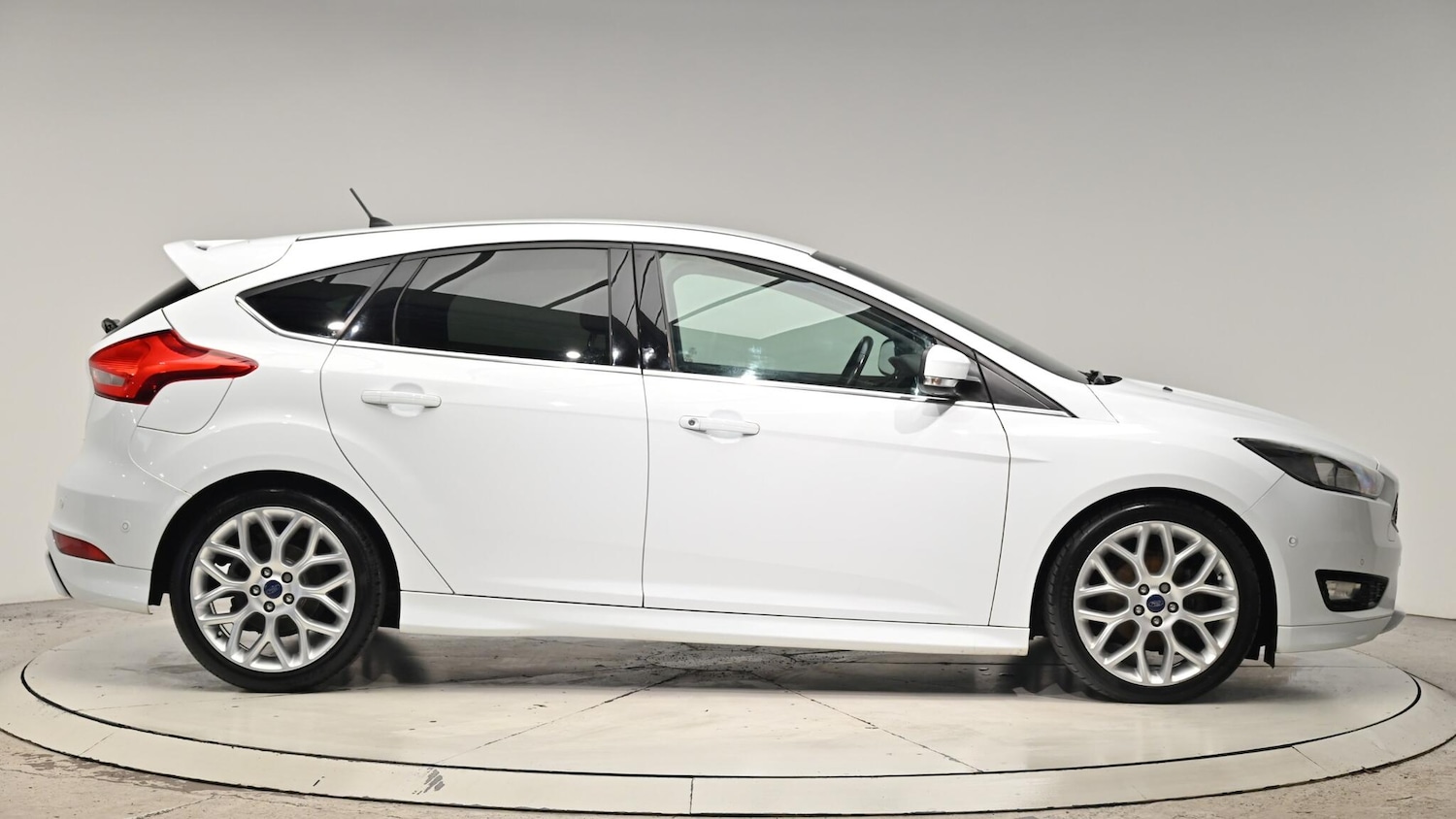 Used Ford Focus 2014 for sale - 76513028: Photo 4
