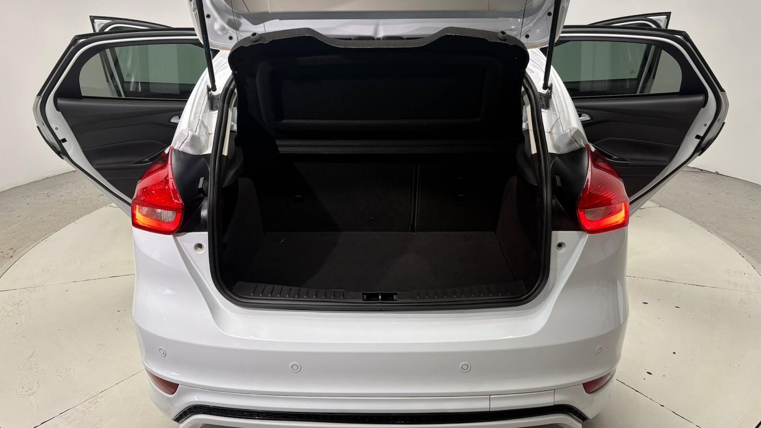 Used Ford Focus 2014 for sale - 76513028: Photo 89