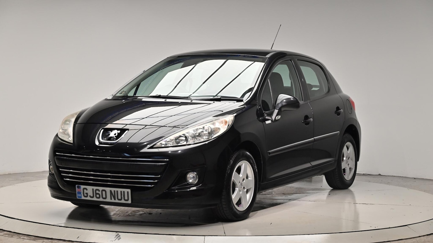 Used Peugeot 207 2010 for sale - 76380597: Photo 14