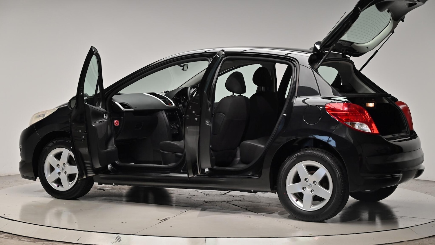 Used Peugeot 207 2010 for sale - 76380597: Photo 59