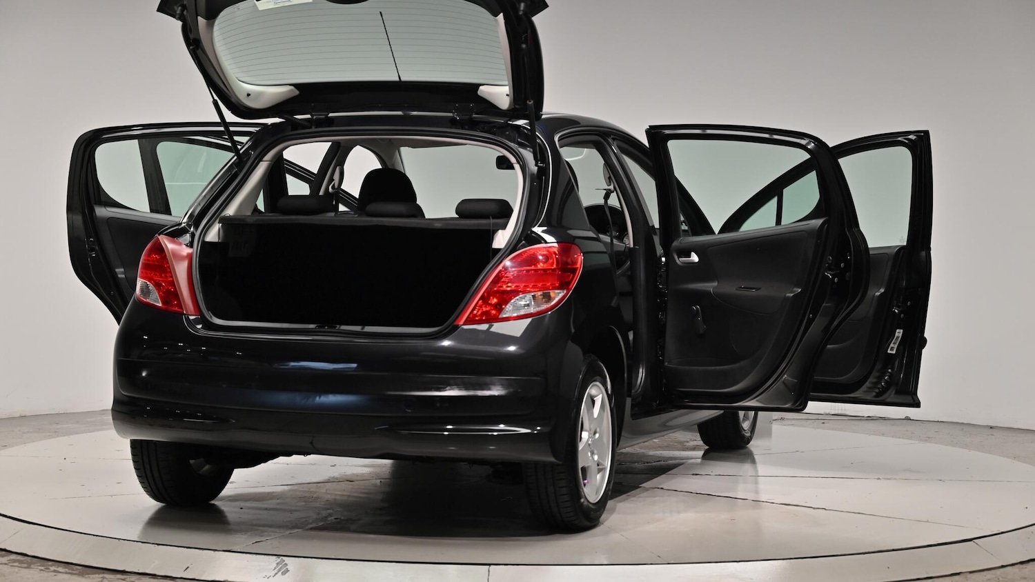 Used Peugeot 207 2010 for sale - 76380597: Photo 67