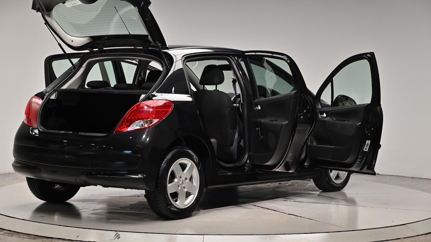 Used Peugeot 207 2010 for sale - 76380597: Photo 69