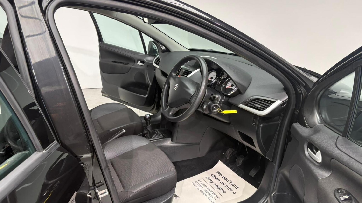 Used Peugeot 207 2010 for sale - 76380597: Photo 79