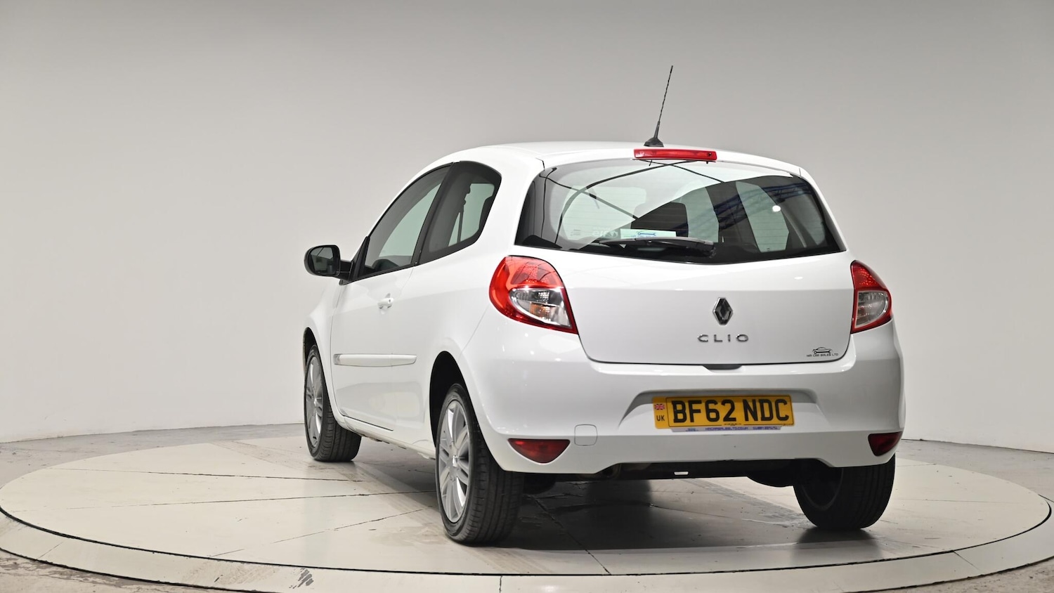 Used Renault Clio 2012 for sale - 76994942: Photo 27