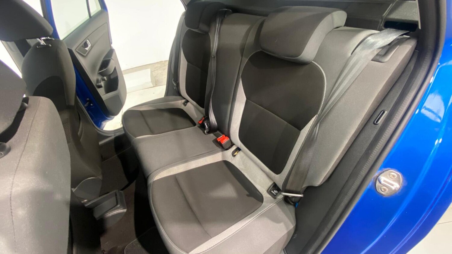 Vehicle 85