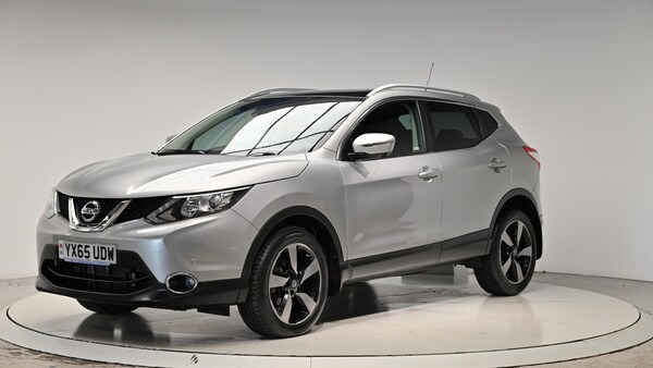 Used Nissan Qashqai 2015 for sale - 74725720: Photo 15