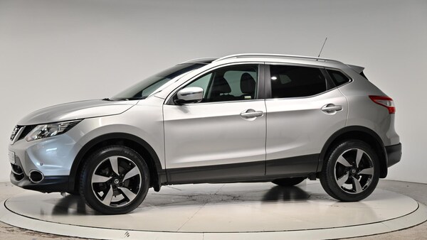 Used Nissan Qashqai 2015 for sale - 74725720: Photo 18