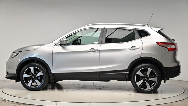 Used Nissan Qashqai 2015 for sale - 74725720: Photo 21