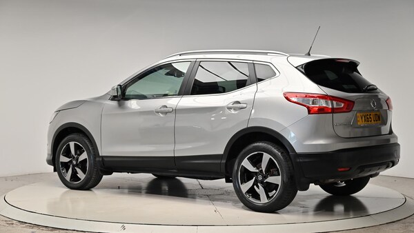 Used Nissan Qashqai 2015 for sale - 74725720: Photo 24