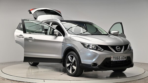 Used Nissan Qashqai 2015 for sale - 74725720: Photo 44