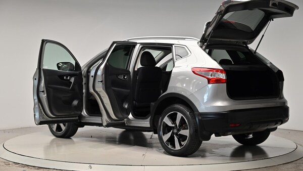 Used Nissan Qashqai 2015 for sale - 74725720: Photo 61