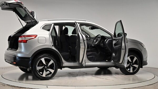 Used Nissan Qashqai 2015 for sale - 74725720: Photo 72