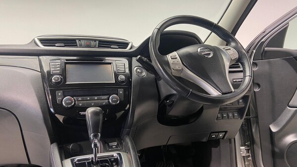 Used Nissan Qashqai 2015 for sale - 74725720: Photo 87